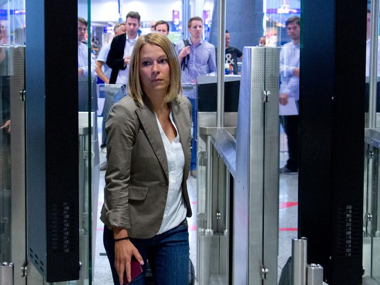 Die Sicherheitskontrollen am Flughafen in Frankfurt am Main sind zu lax, die Bundespolizei steht in der Kritik.