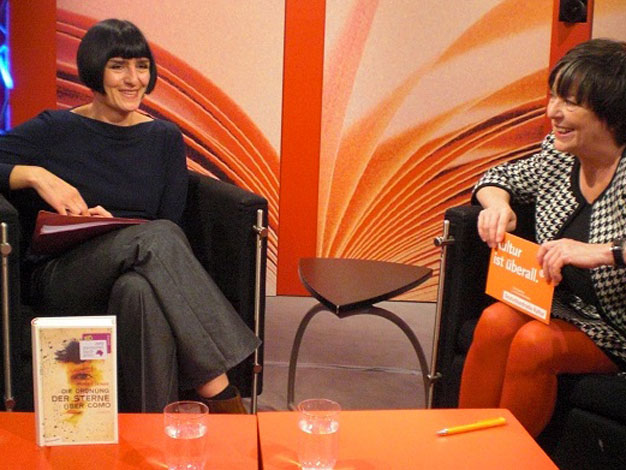 Die Schriftstellerin Monika Zeiner im Gespräch mit Barbara Wahlster auf der Frankfurter Buchmesse
