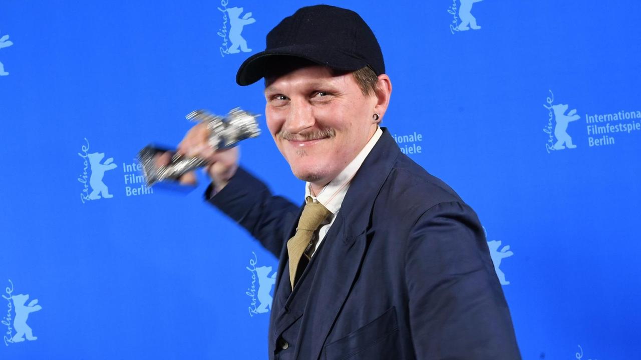 Georg Friedrich, Gewinner des Silbernen Bären für den besten Darsteller auf der Berlinale 2017