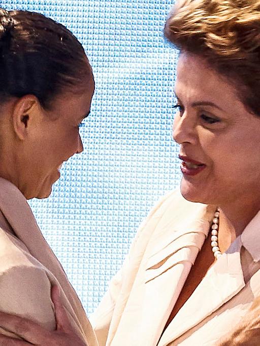 Amtsinhaberin Dilma Rousseff (r.) und ihrer Herausforderin Marina Silva