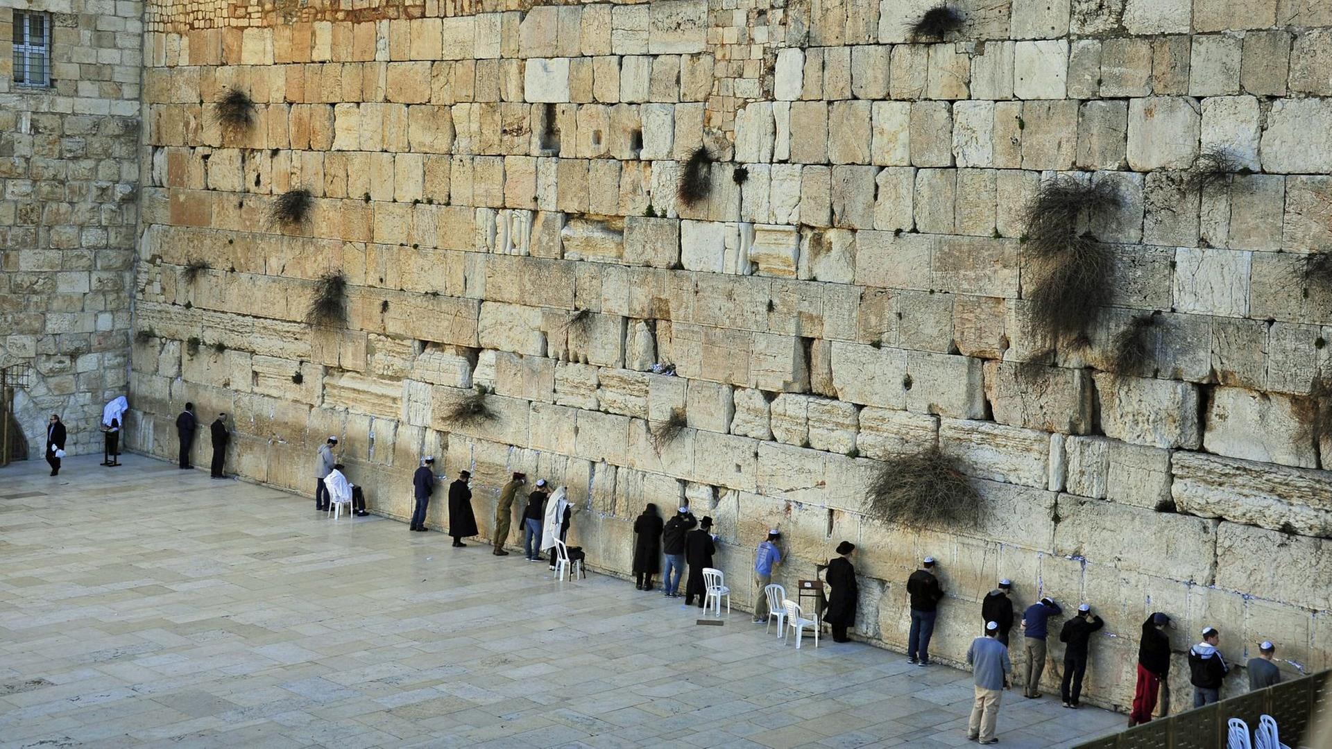 Die Westmauer (Klagemauer) des ehemaligen Tempels in der Altstadt von Jerusalem