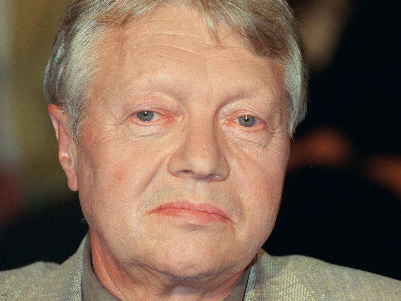 Der ostdeutsche Schriftsteller Rolf Schneider.
