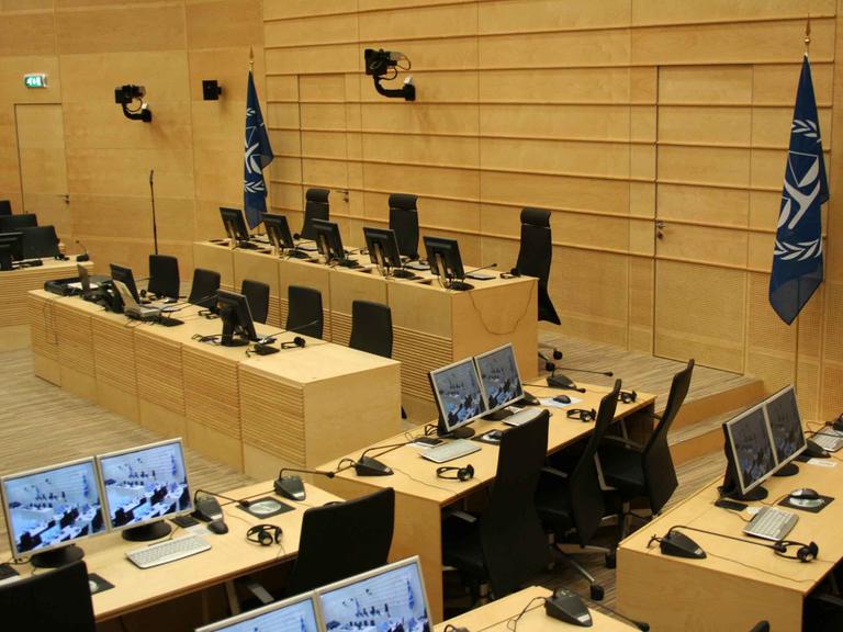 Gerichtssaal im Internationalen Strafgerichtshof in Den Haag
