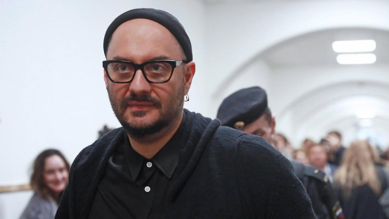 Theater- und Filmregisseur Kirill Serebrennikov nach einer Anhörung seines Falles in Moskau.