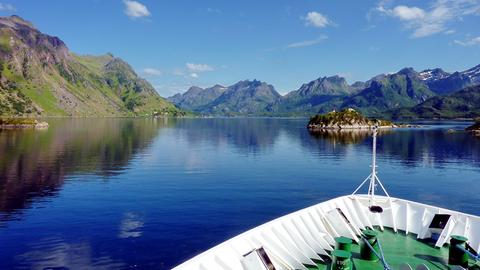 Szene einer 134 Stunden Nonstop-Übertragung unterwegs mit Hurtigruten, der traditionellen norwegischen Postschifflinie, von Bergen nach Kirkenes