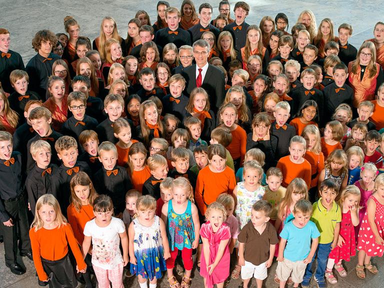 MITTELDEUTSCHER RUNDFUNK MDR Klassik MDR KINDERCHOR und Dirigent Ulrich Kaiser