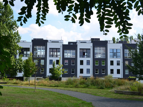 Moderne Reihenhäuser im Ortsteil Rummelburg von Berlin-Lichtenberg