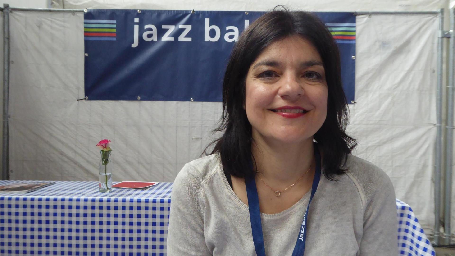 Jasmin Tabatabai backstage bei Jazzbaltica 2017