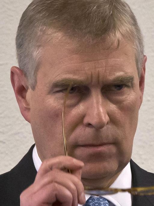 Prinz Andrew von Großbritannien, hier im Jahr 2015 am Rande des Weltwirtschaftsforums.