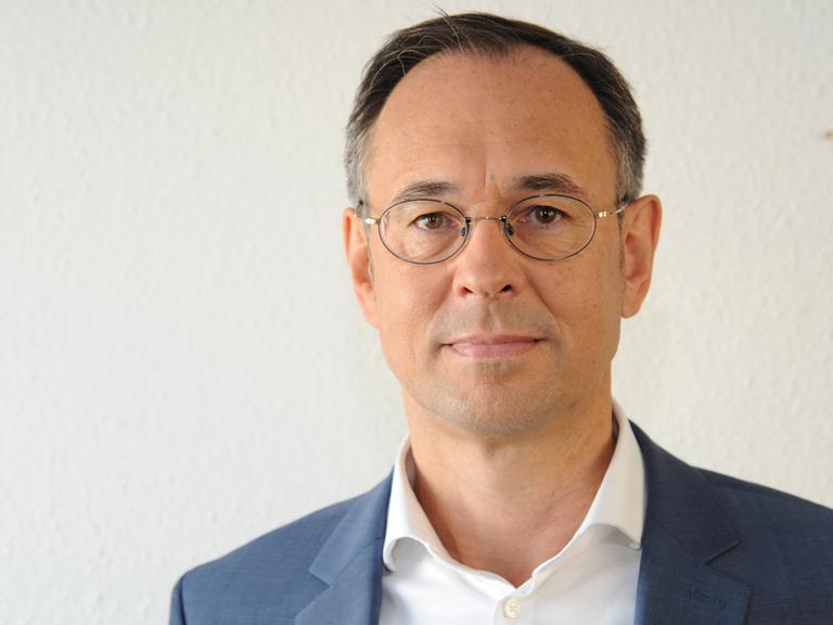 Der Konfliktforscher Andreas Zick ist Direktor des Instituts für interdisziplinäre Konflikt- und Gewaltforschung an der Universität Bielefeld.
