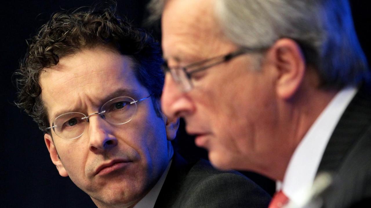 Eurogruppen-Chef Jeroen Dijsselbloem (l.) mit EU-Kommissionspräsident Jean-Claude Juncker Eurogruppen-Chef Jeroen Dijsselbloem (l.) mit EU-Kommissionspräsident Jean-Claude Juncker