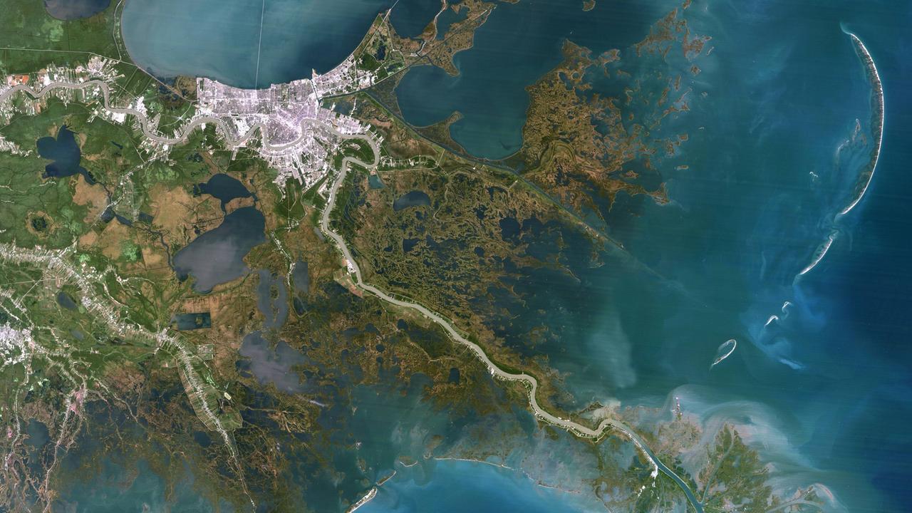 Eine Satellitenaufnahme des Mississippi-River-Deltas, Louisiana, USA