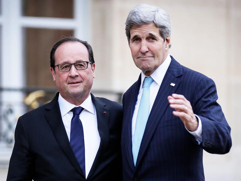 Francois Hollande und John Kerry in Paris