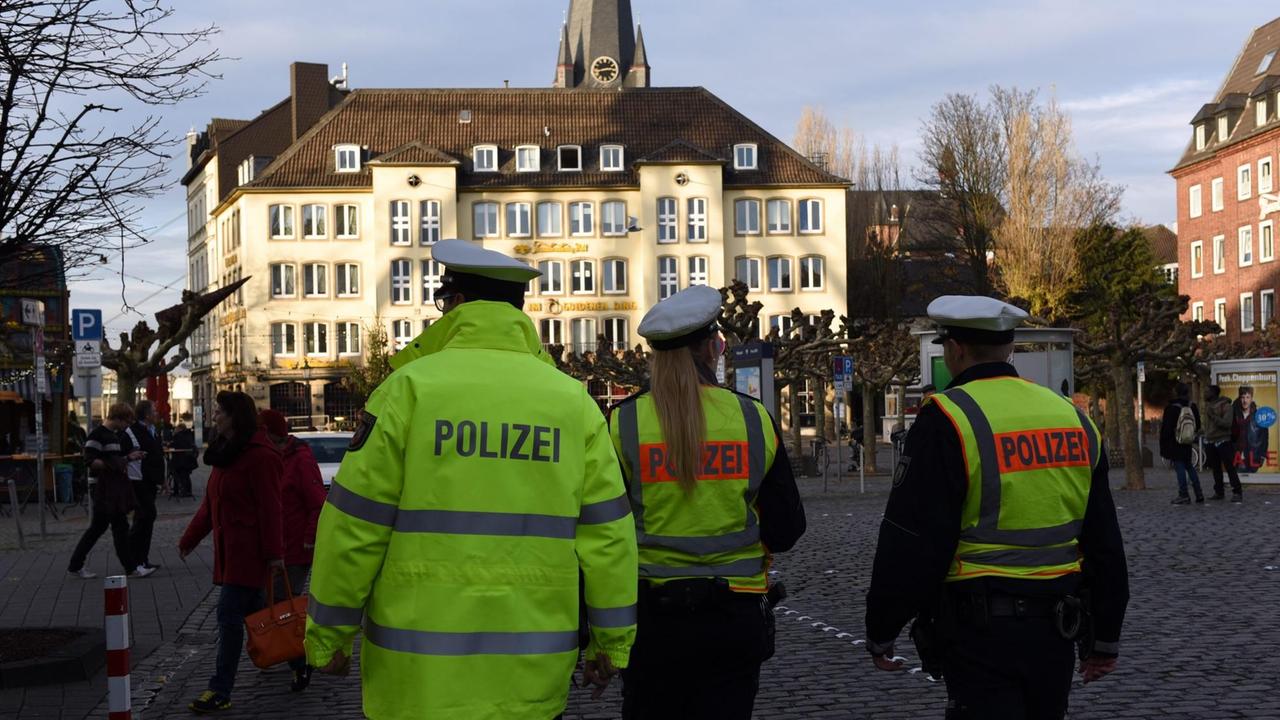 Polizei im Einsatz - Ausnahmesituation Alltag