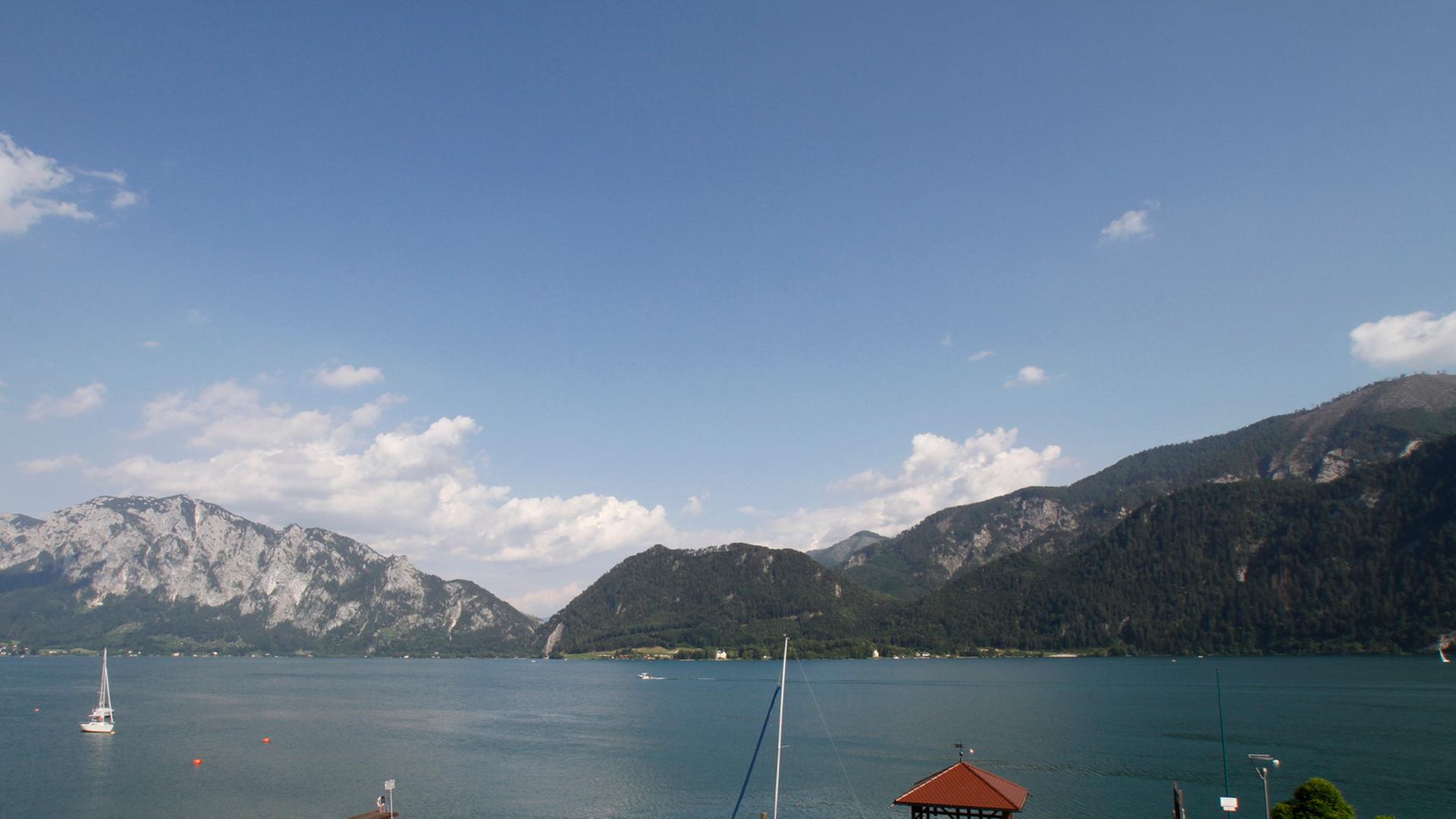 Blick auf den Attersee in Österreich