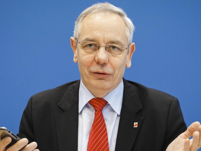 Michael Vassiliadis, Vorsitzender der IG BCE