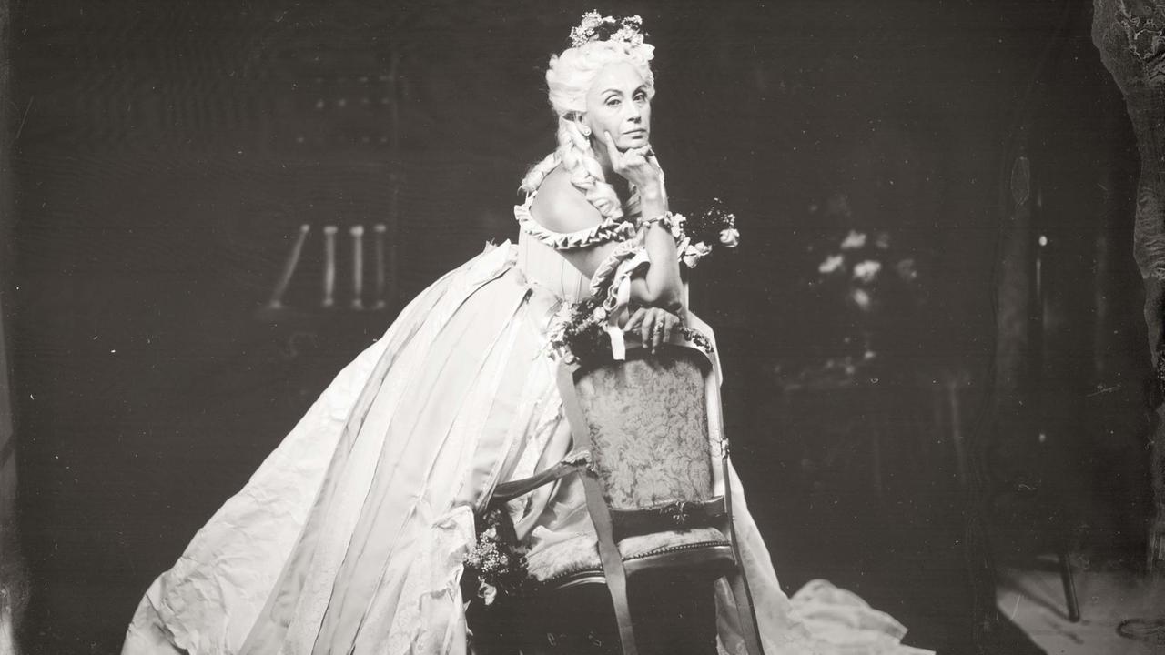 2447638653_La_Marquise_Mathilde-Jeanette Spassova-Foto-Oleg Farynyuk.jpg 2447638653_La_Marquise_Mathilde-Jeanette Spassova-Foto-Oleg Farynyuk.jpg