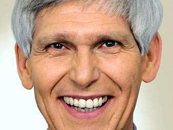 Gert Weisskirchen, außenpolitische Sprecher der SPD-Bundestagsfraktion Gert Weisskirchen, außenpolitische Sprecher der SPD-Bundestagsfraktion