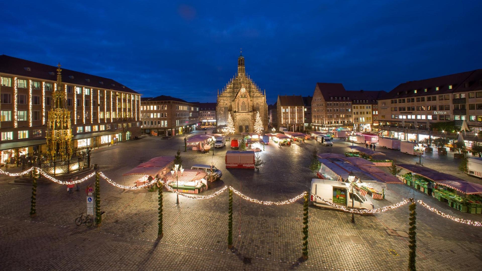 Blick auf den Nürnberger Hauptmarkt, auf dem nicht - wie jedes Jahr - der Christkindlesmarkt stattfindet.