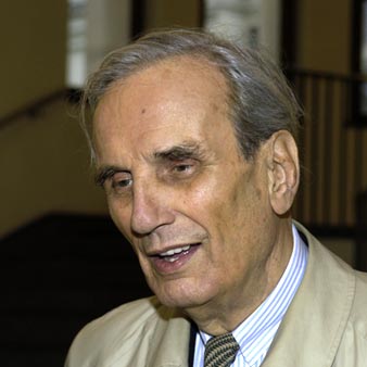 Joachim Fest,  ehemaliger Redakteur des RIAS und Autor von Bestseller-Biografien über Hitler und Albert Speer