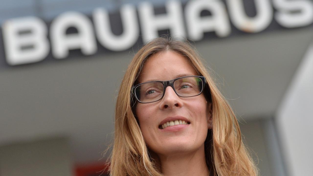 Die  Direktorin der Stiftung Bauhaus Dessau, Claudia Perren