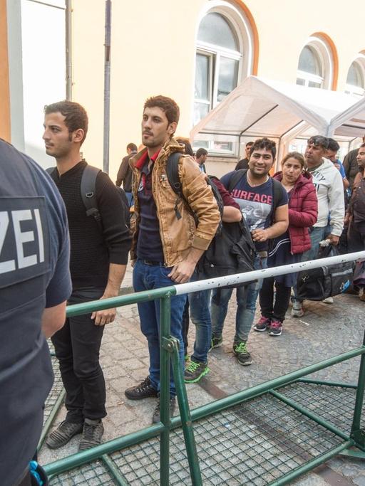 Flüchtlinge am Hauptbahnhof in Passau