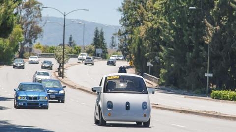 Das Google Car: ein selbstfahrendes Auto im Test.