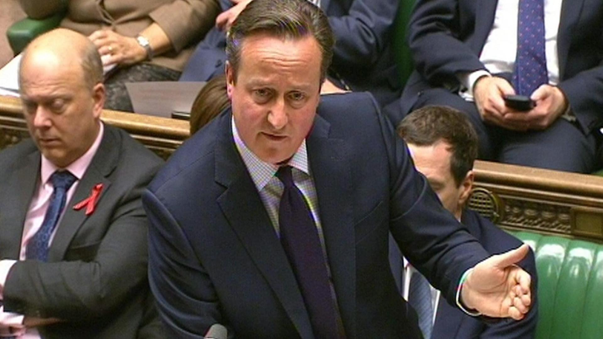 Zu sehen ist der britische Premierminister David Cameron. Er hält eine Rede im Parlament, dem Unterhaus.