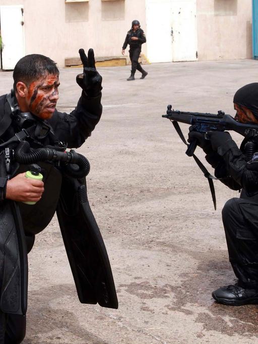 Jordanische Spezialkräfte trainieren in der Militärübung "Eager Lion" den Ernstfall.