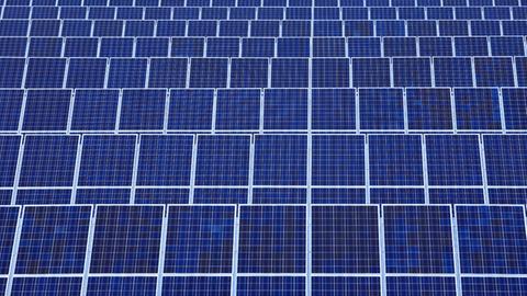 Solarkraftwerk, endlose Solarpaneele, Symbolbild *** Solar power plant endless solar panels symbolic image