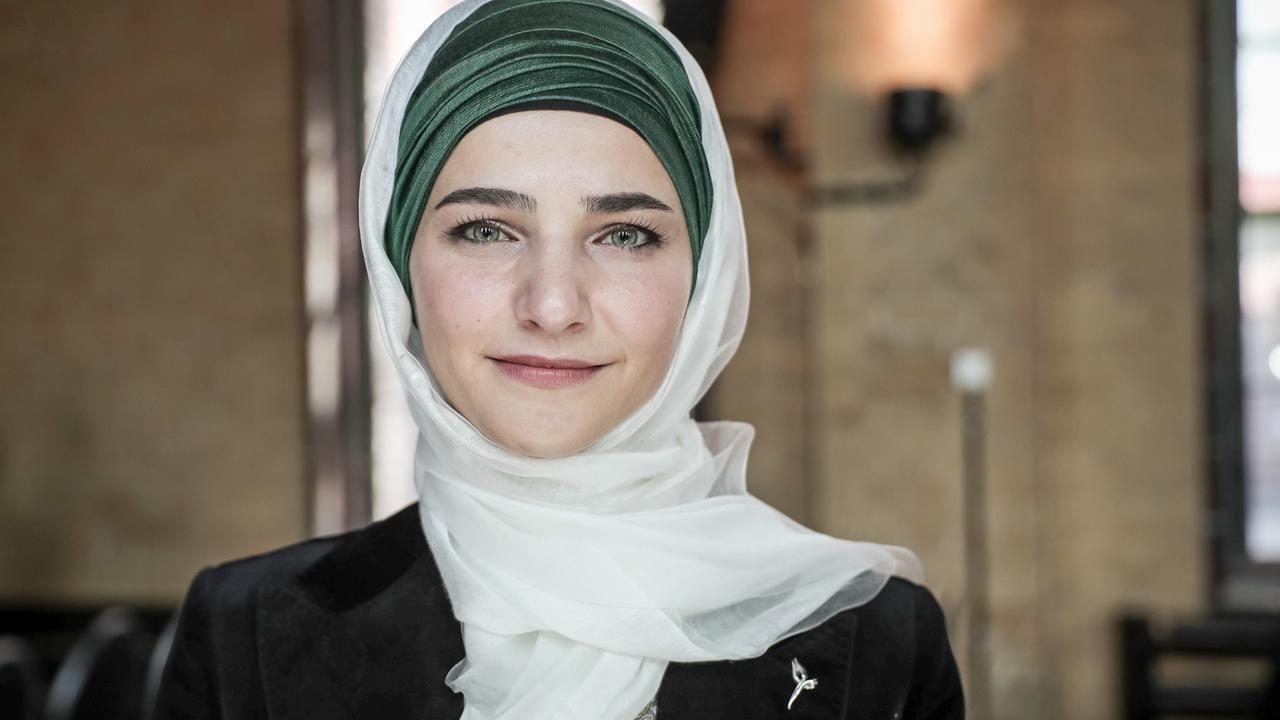 Tuba Isik von der Universität Paderborn, aufgenommen am 27.09.2016 in Berlin beim Festakt "10 Jahre Deutsche Islam Konferenz"