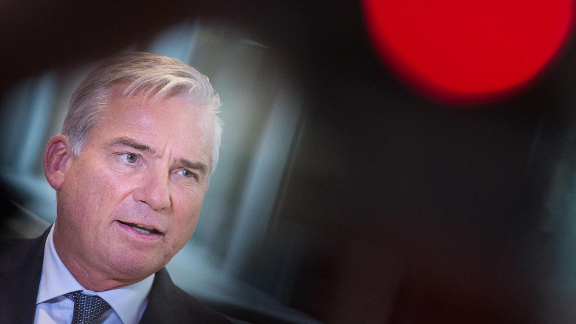 Der baden-württembergische Innenminister Thomas Strobl während eines Pressestatements. Der baden-württembergische Innenminister Thomas Strobl während eines Pressestatements.