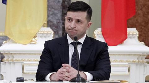 Der ukrainische Präsident Wolodymyr Selenskyj bei einer Pressekonferenz im Februar 2020 in Kiev