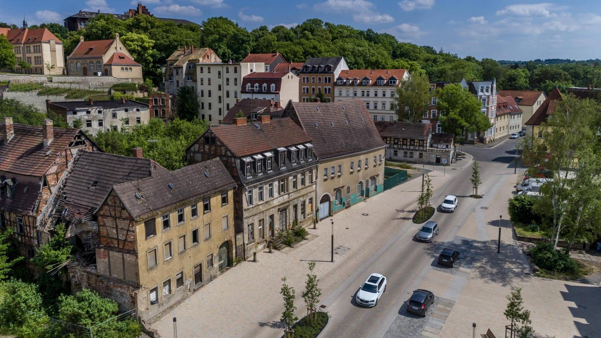 Der Brühl, der älteste Stadtteil von Zeitz: Dom- und Residenzstadt Zeitz liegt im Burgenlandkreis im Süden von Sachsen-Anhalt. Die Stadt an der Weißen Elster hat eine lebhafte Geschichte.