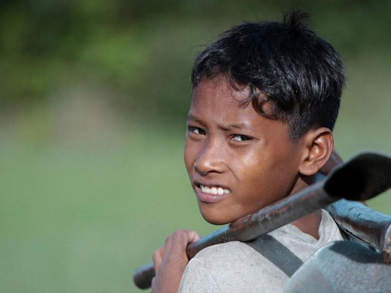 World-Vision-Report zum Welttag gegen Kinderarbeit am 12 Juni: Deutlicher Anstieg der Kinderarbeit ist feststellbar