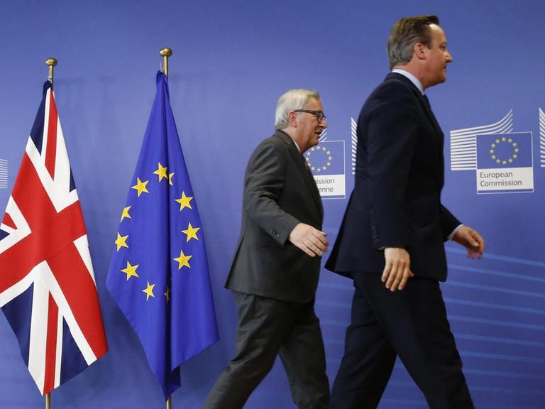 Jean-Claude Juncker (l.) und David Cameron (r.) im Januar 2016 in Brüssel.