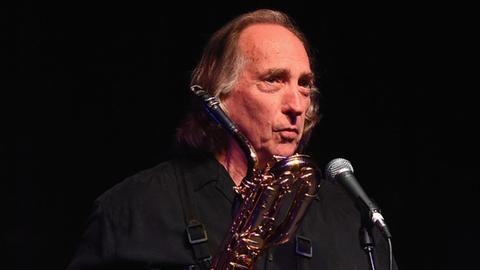 Der Musiker Jim Horn bei einem Auftritt in Nashville, Tennessee, 2016.