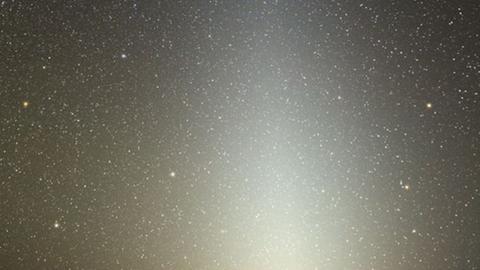 Das Zodiakallicht kann am Himmel erstaunlich hell leuchten