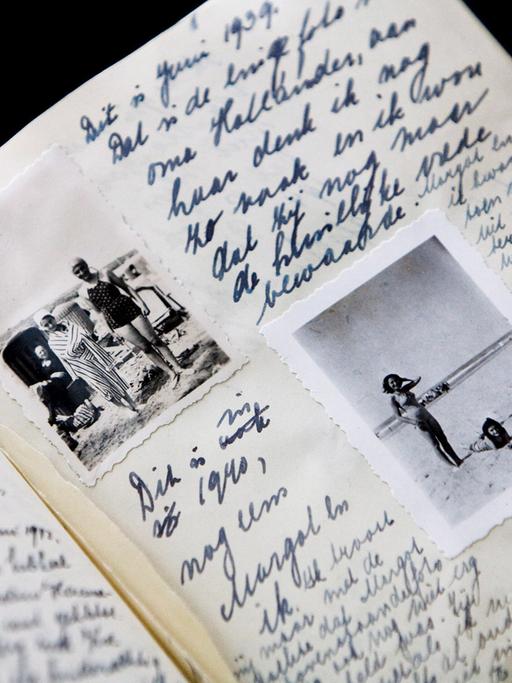 Faksimile des Tagebuchs der Anne Frank, herausgegeben vom Anne-Frank-Museum in Amsterdam