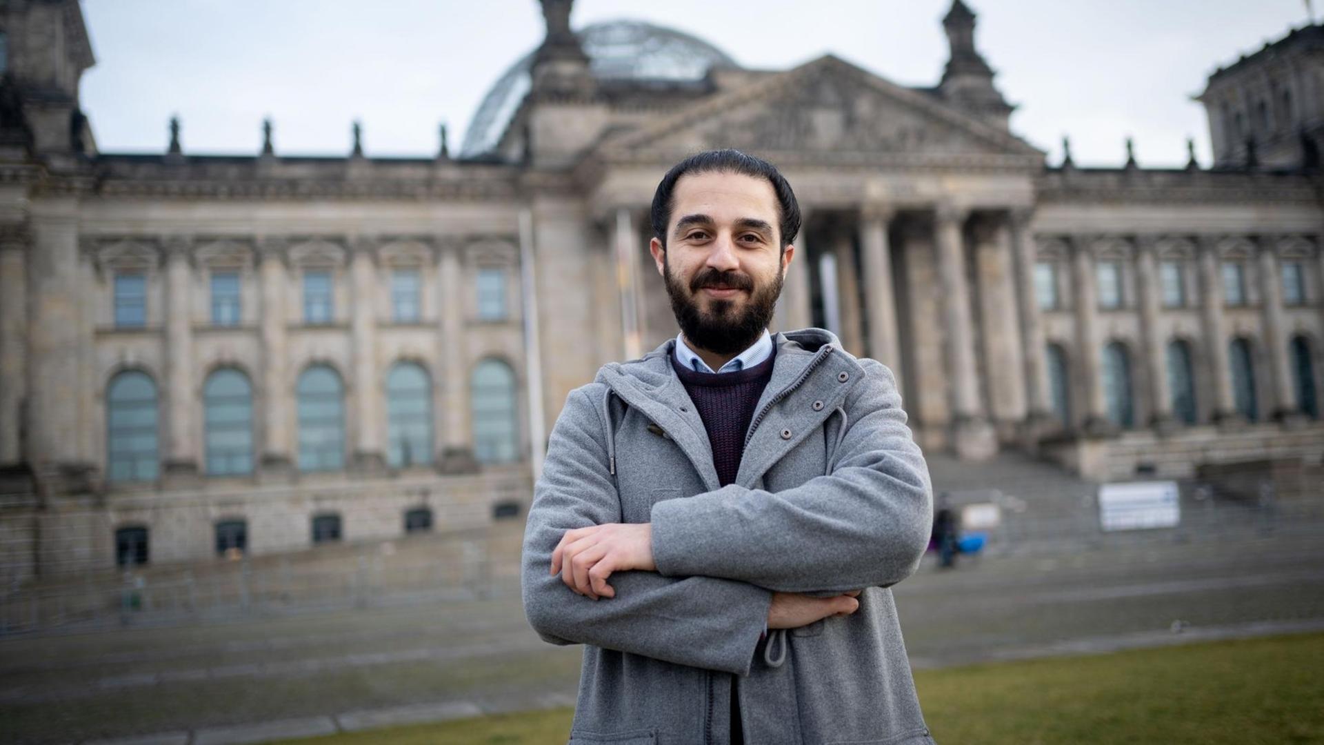 Tareq Alaows vor dem deutschen Bundestag