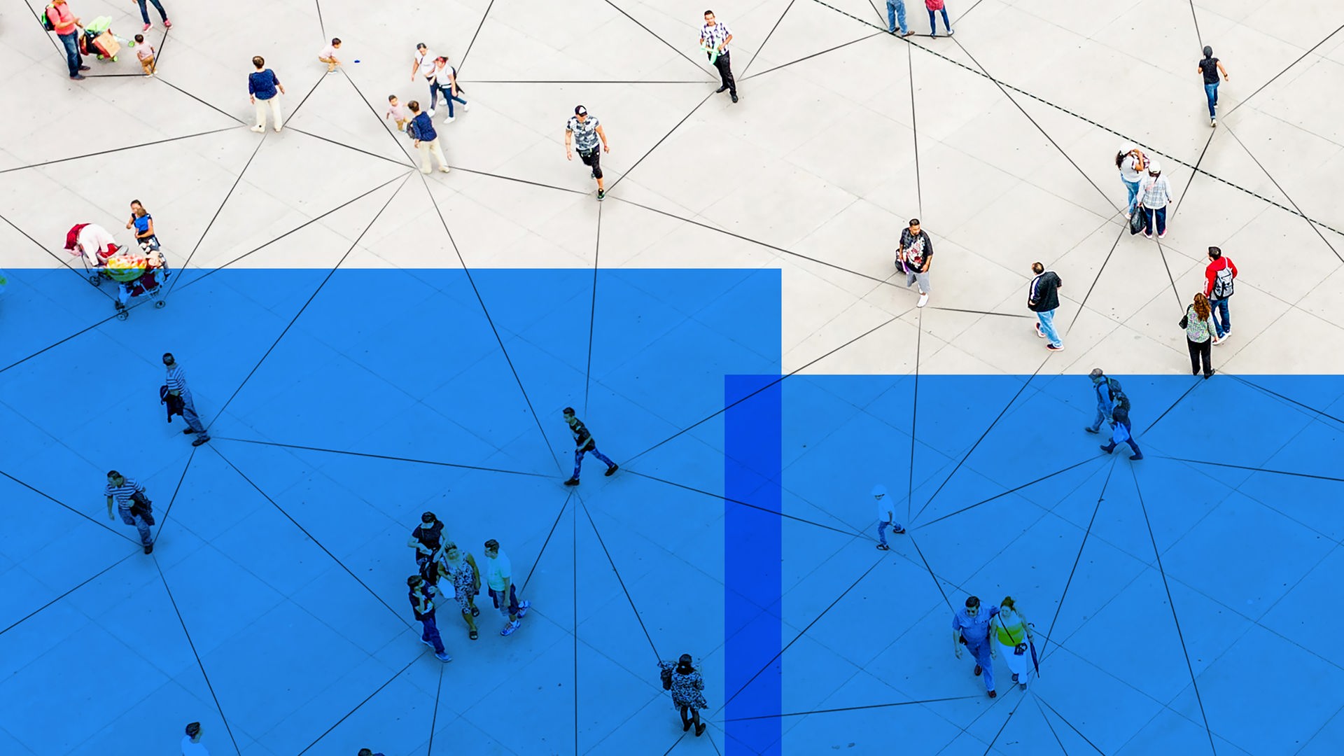 Das Bild zeigt das Logo der Sendung "Zur Diskussion". Es zeigt verschiedene Menschen aus der Vogelperspektive, sie sind miteinander verbunden durch ein Netz von Linien auf dem hellen Boden. Darüber sind halbtransparente blaue Rechtecke zu sehen.