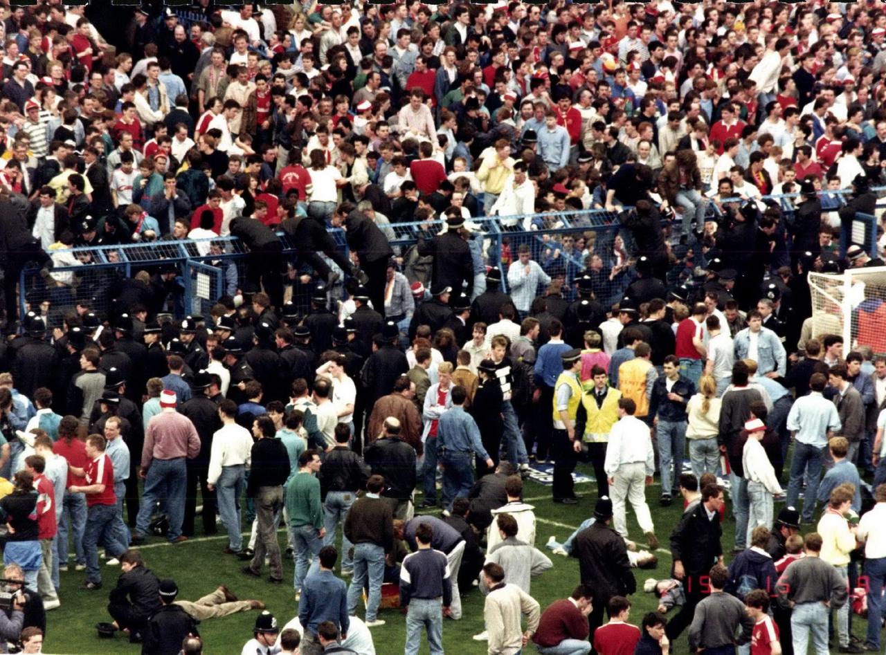 Massenpanik im Hillsborough-Stadion von Sheffield am 15. April 1989