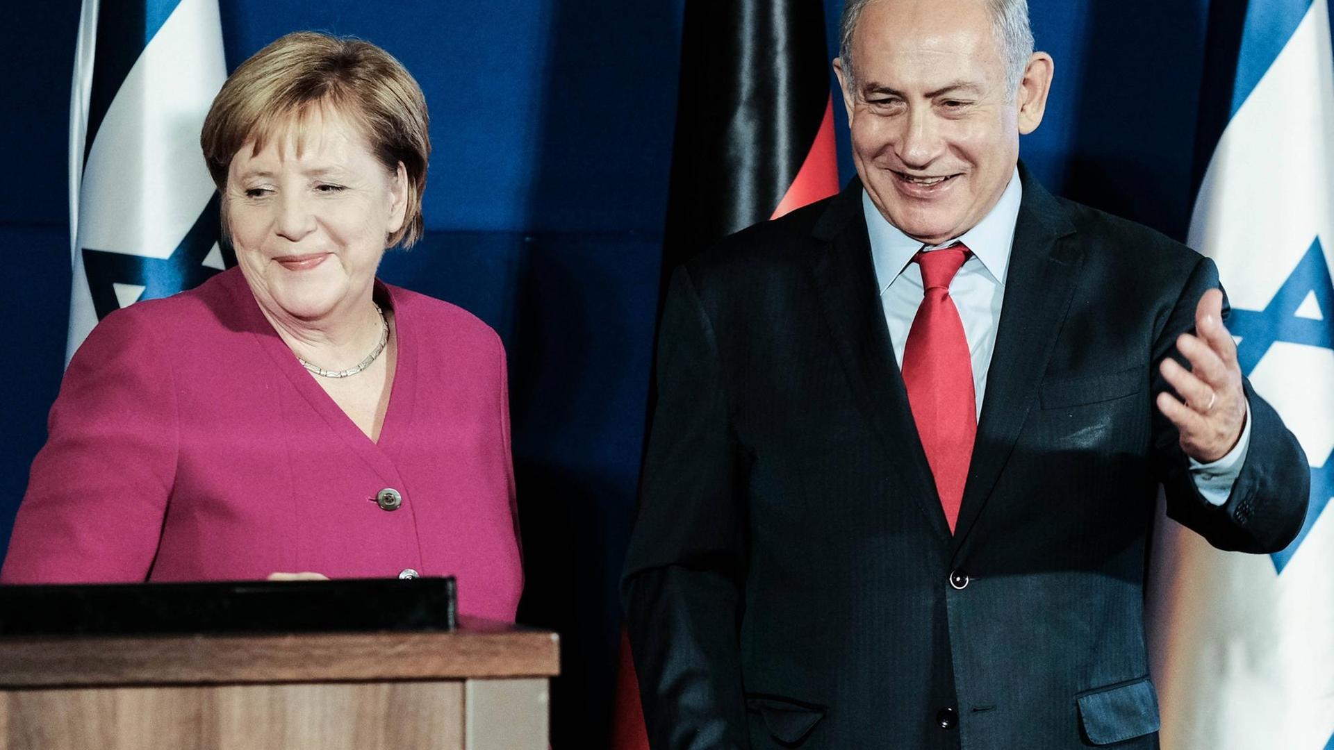 Bundeskanzlerin Merkel und Israels Regierungschef Netanjahu bei einer Pressekonferenz