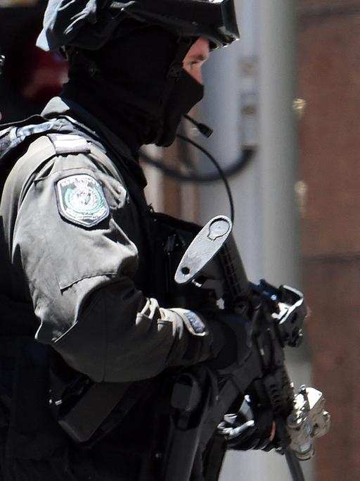 Bewaffnete Polizisten während der Geiselnahme in Sydney
