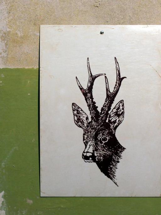Copyright liegt bei Susann Maria Hempel. Bildtitel: Auf der Suche nach den verlorenen Seelenatomen; Zeichnung Hirsch