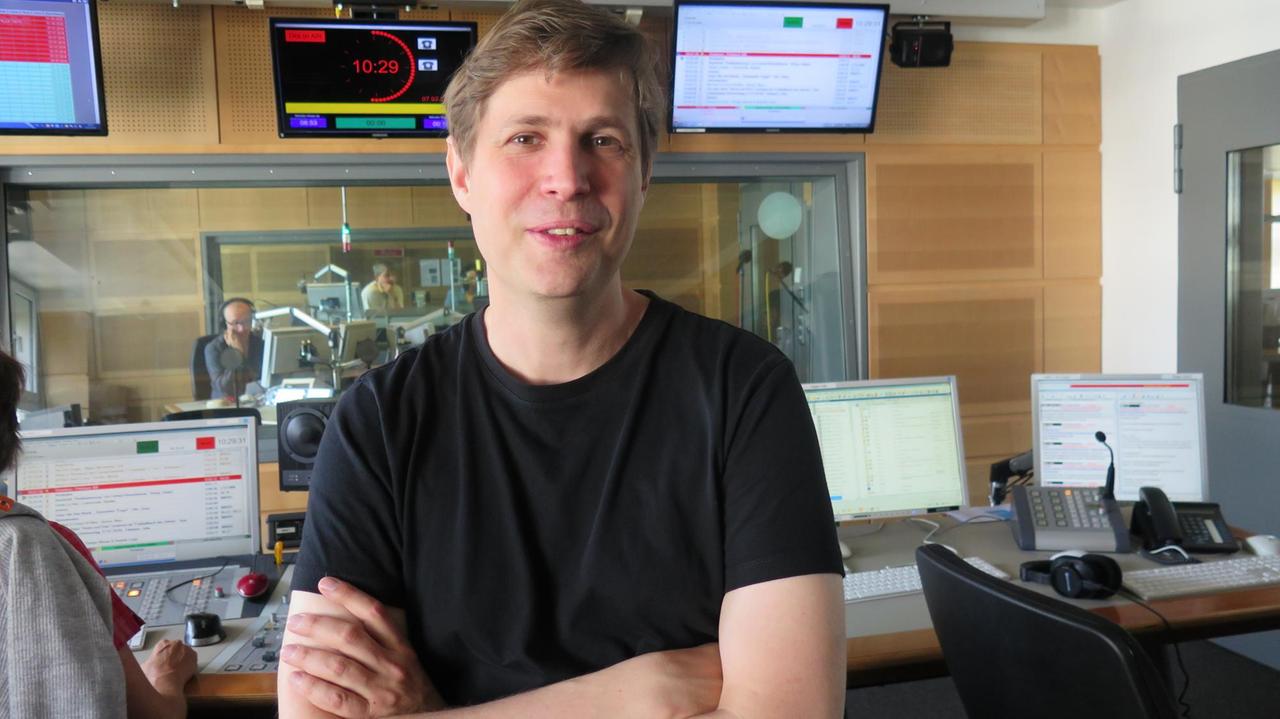 Der Schriftsteller Daniel Kehlmann zu Gast im Deutschlandradio Kultur.