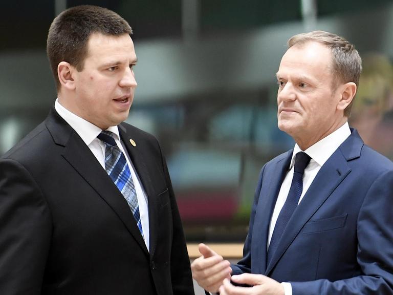 Estlands Ministerpräsident Jüri Ratas (l.) im Gespräch mit EU-Ratspräsident Donald Tusk: Estland übernimmt ab Juli 2017 die EU-Ratspräsidentschaft