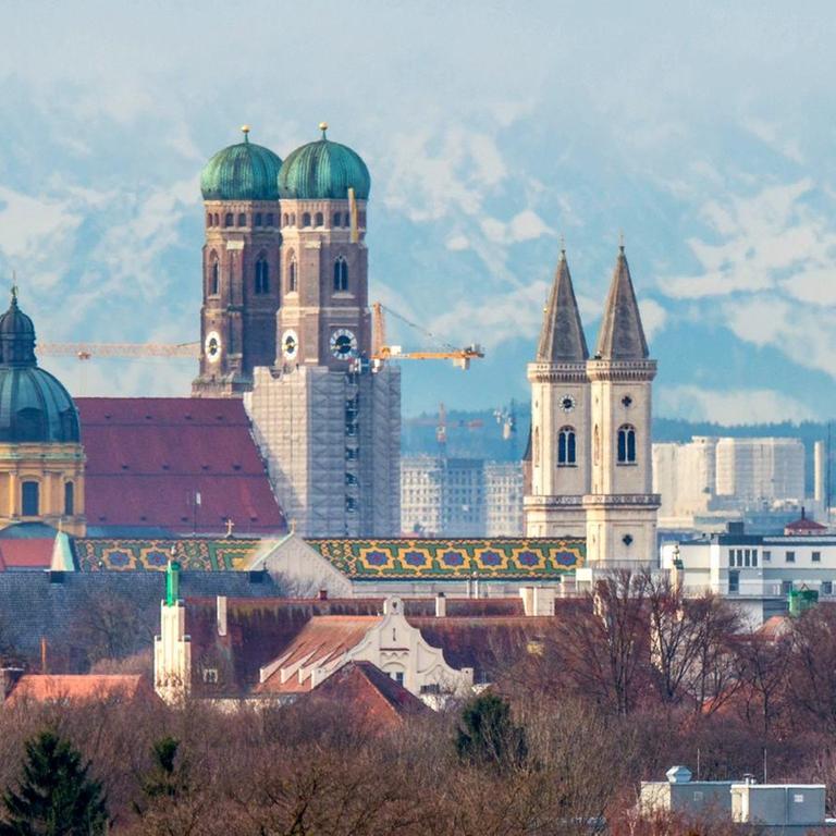 Bayern - Einigung auf Fünf-Parteien-Koalition in München