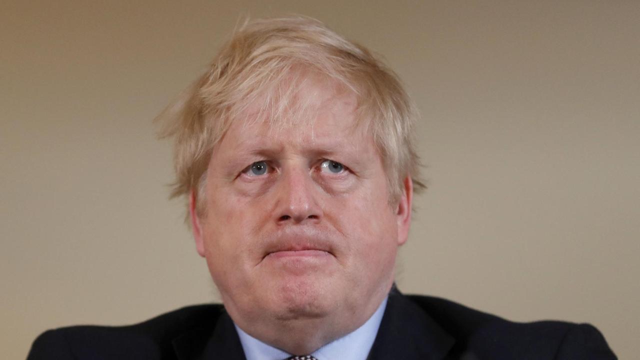 Großbritanniens Premierminister Boris Johnson während der Pressekonferenz über den Coronavirus-Aktionsplan der Regierung am 3. März 2020 in der Downing Street in London. Johnson kündigt Pläne zur Bekämpfung der Ausbreitung des neuen Coronavirus COVID-19 in Großbritannien an.