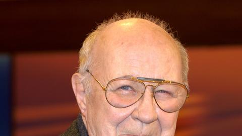 Der Journalist Dagobert Lindlau im Jahr 2012